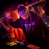 Maxi Roots